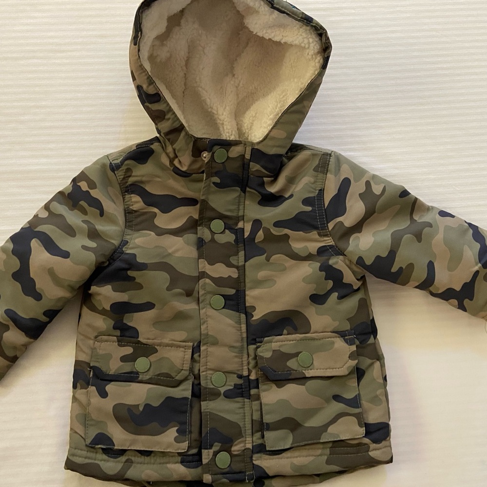 NWOT-Brand new 12mo baby boy camo jacket with wool lined hood.